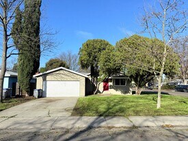 1725 Albion Pl in Davis, CA - Building Photo