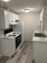 Tallmadge Hills Apartments in Akron, OH - Building Photo - Building Photo