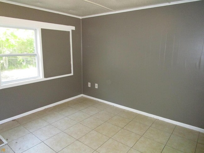2705 Village Green Ln in Macon, GA - Building Photo - Building Photo