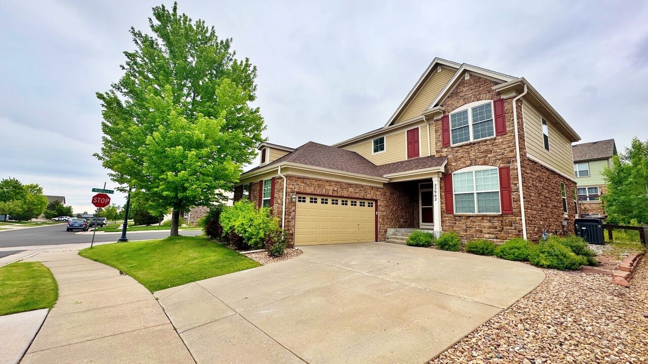 25962 E Geddes Cir in Aurora, CO - Building Photo