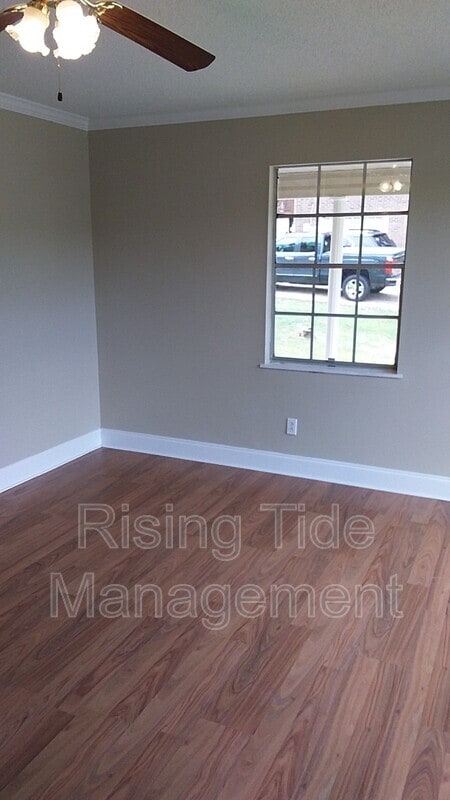 1109 Arcadia Cir in Hueytown, AL - Building Photo - Building Photo