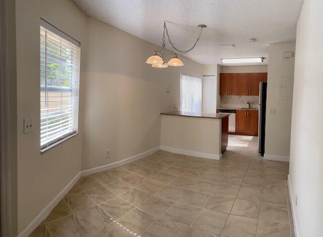 6646 Via Regina in Boca Raton, FL - Building Photo