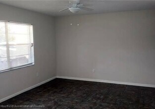 101 Voss Ct in Sebring, FL - Building Photo - Building Photo