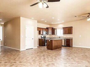 3611 Carolina Ave in Kingman, AZ - Building Photo - Building Photo