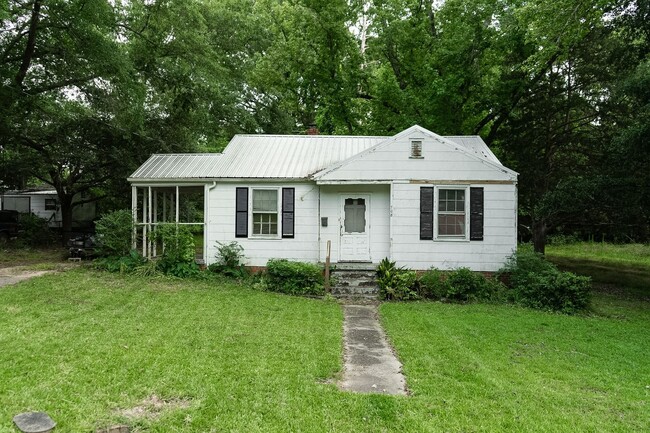 property at 710 Maffett St