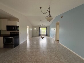 1018 Landsdowne Dr in Sebastian, FL - Building Photo - Building Photo
