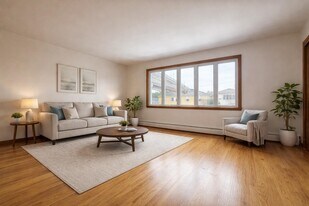 180 W 3rd St in Bayonne, NJ - Building Photo