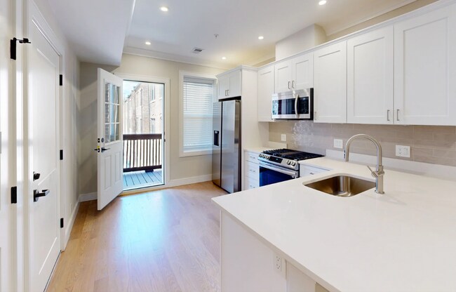 162 Allston St, Unit 7 in Boston, MA - Building Photo - Building Photo