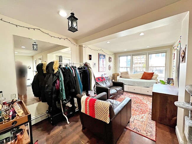 418 Sumner St in Boston, MA - Building Photo - Building Photo