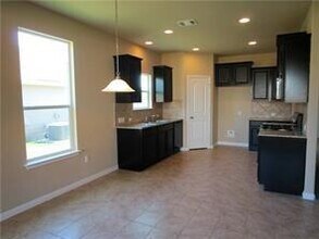 13501 Bauhaus Bnd in Pflugerville, TX - Building Photo - Building Photo