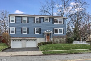 222 Ashland Ave in Bloomfield, NJ - Building Photo