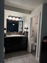 1474 N Erin Ave in Upland, CA - Foto de edificio - Building Photo