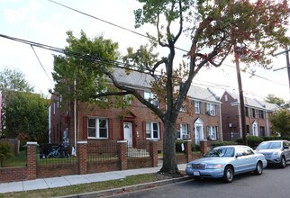 2506 N St Se in Washington, DC - Building Photo - Building Photo