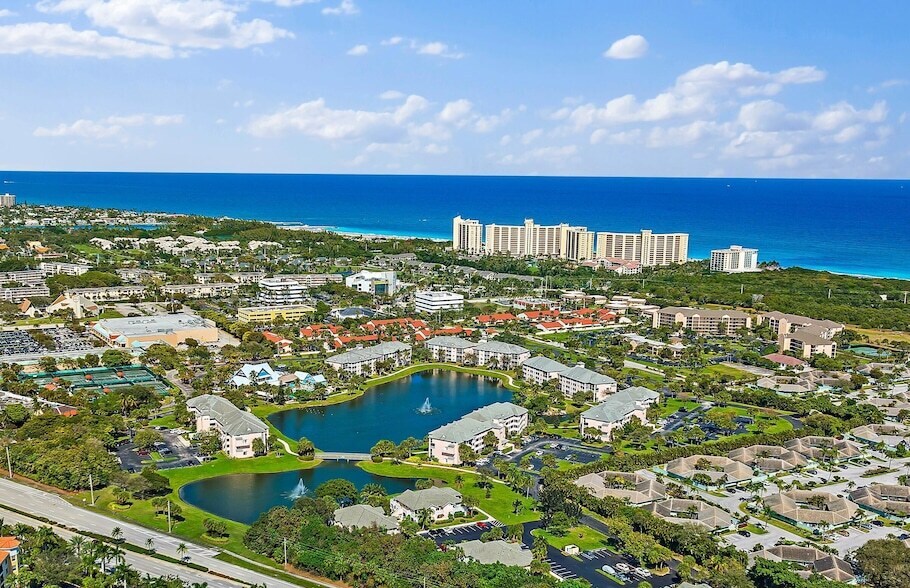 353 S US Hwy 1, Unit D103 in Jupiter, FL - Building Photo