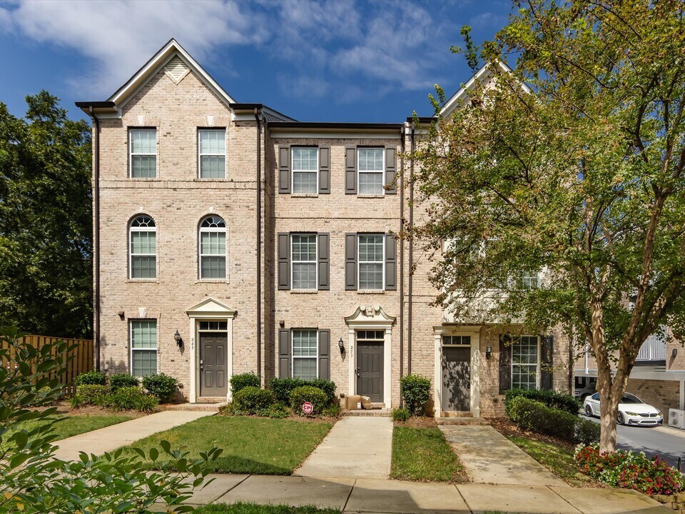 257 N Irwin Ave in Charlotte, NC - Building Photo