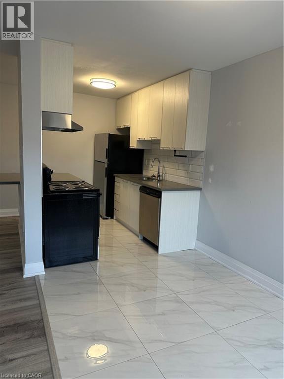 579 Clare Ave in Welland, ON - Building Photo - Building Photo