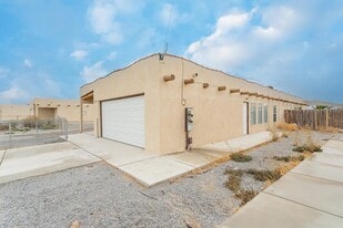1960 E Ambush St, Unit B in Pahrump, NV - Building Photo
