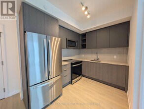 50 Dunfield Ave in Toronto, ON - Building Photo - Building Photo