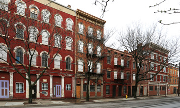 1527 Race St in Cincinnati, OH - Building Photo - Building Photo