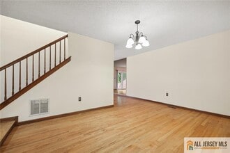 153 Thoreau Dr in Plainsboro, NJ - Building Photo - Building Photo