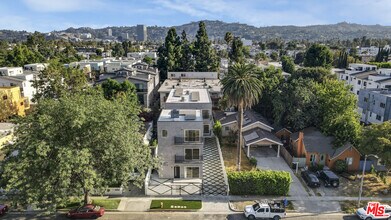 10826 1/2 Hesby St in Los Angeles, CA - Building Photo - Building Photo