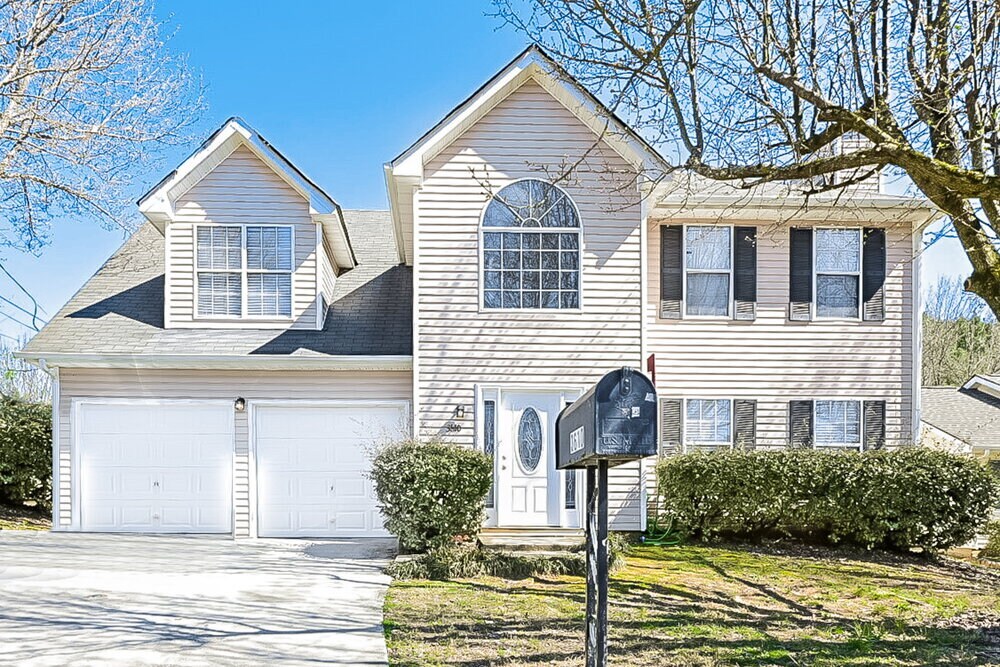 3610 Salem Hills Dr in Stonecrest, GA - Building Photo