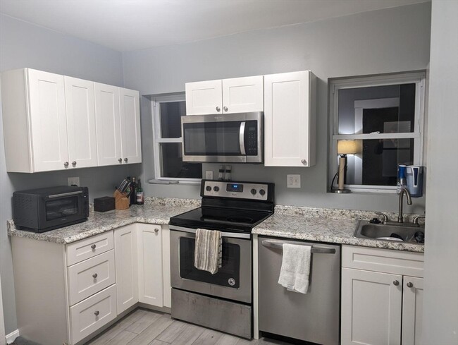 19 Irma Ave in Watertown, MA - Building Photo - Building Photo