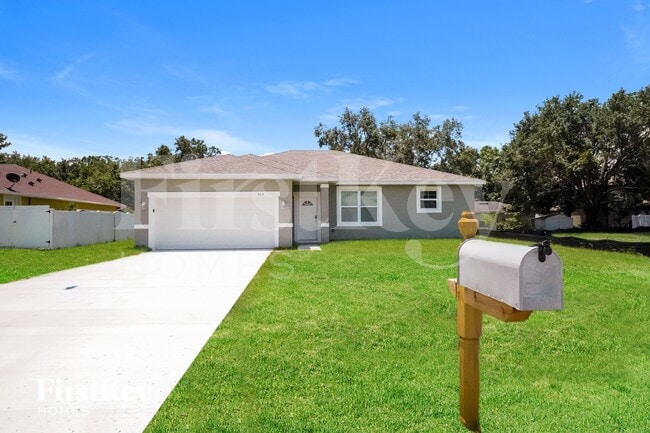 property at 453 Magpie Ct
