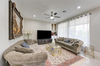 730 Windbreak Trail in Houston, TX - Building Photo - Building Photo