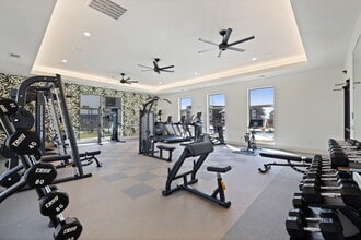 Enclave Creedmoor in Creedmoor, TX - Foto de edificio - Building Photo