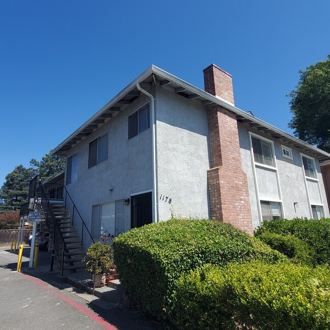 1178 Francisco Ave, Unit 4