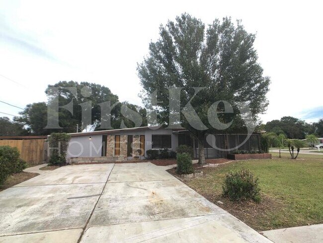 property at 8035 Robin Rd