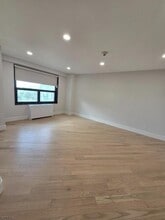 2 Claridge Dr in Verona, NJ - Building Photo - Building Photo