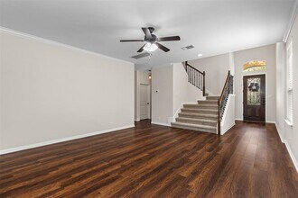 9409 Solana Vista Loop in Austin, TX - Building Photo - Building Photo