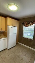 110 Lake Meryl Dr in West Palm Beach, FL - Building Photo - Building Photo