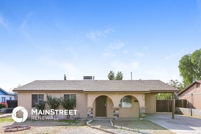 property at 6227 W Monte Vista Rd