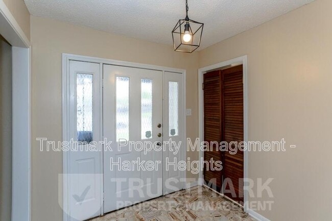 700 Cedar Oaks Ln in Harker Heights, TX - Building Photo - Building Photo