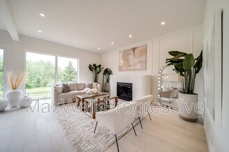 6090 Crawford Dr SW in Edmonton, AB - Building Photo - Building Photo