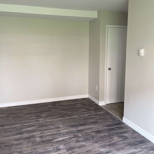 6 Reading Crescent in Saint John, NB - Building Photo - Building Photo