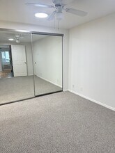 11714 Goshen Ave in Los Angeles, CA - Foto de edificio - Building Photo