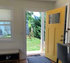 1302 W Club Blvd in Durham, NC - Foto de edificio - Building Photo