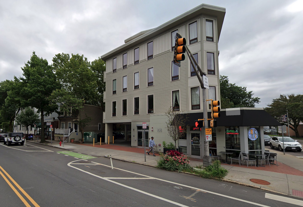 162 Hampshire St, Unit 3B in Cambridge, MA - Foto de edificio