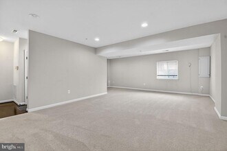 22609 Winding Woods Way in Clarksburg, MD - Building Photo - Building Photo