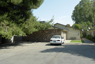 12th Place Apartments in Merced, CA - Building Photo - Building Photo