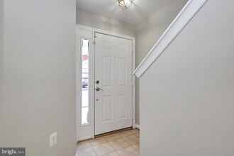 22960 Fontwell Square in Sterling, VA - Building Photo - Building Photo