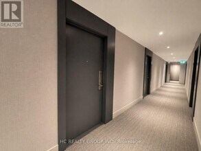 5858 Yonge St in Toronto, ON - Building Photo - Building Photo