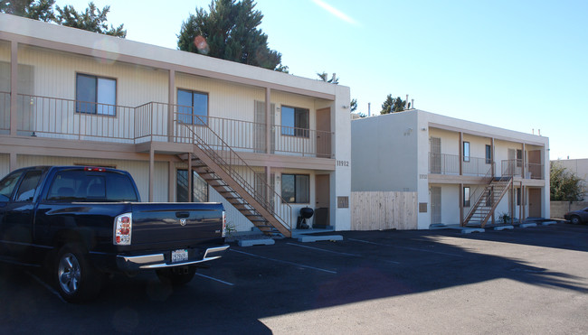 11912 Indian School Rd NE in Albuquerque, NM - Building Photo - Building Photo