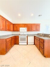 7814 S Soda Canyon St in Las Vegas, NV - Building Photo - Building Photo
