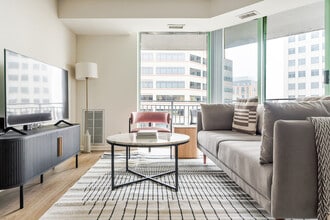 4650 Washington Blvd in Arlington, VA - Building Photo - Building Photo