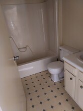 807 NW 6th St in Aledo, IL - Building Photo - Building Photo